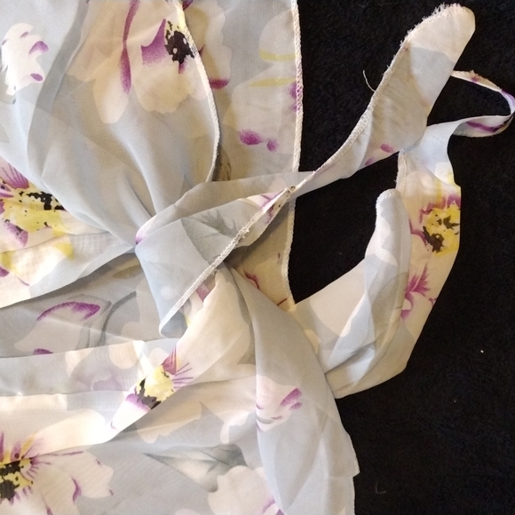 Jenny Boston Kimono - Picture 2 of 3